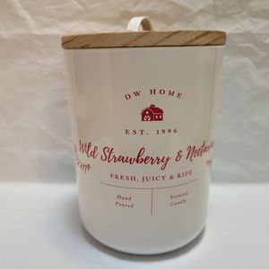 NWOT Home Wild Strawberry & Nectarine Candle 26.8 oz